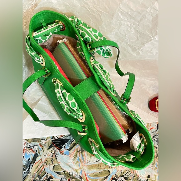 Michael KORS Genuine Leather Silk Scarf green Large Tote shoulder bag - Picture 4 of 13
